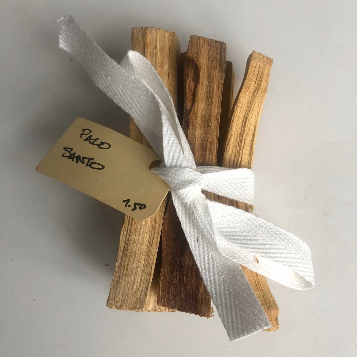 Palo Santo Sticks. Luna Sundara